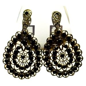 Black & Gold Drop Earrings 🖤💛